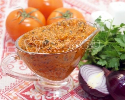 Томатный соус с луком